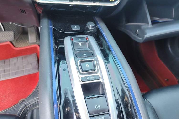 Used Everus VE-1 2020 Luxury Edition Gear Lever