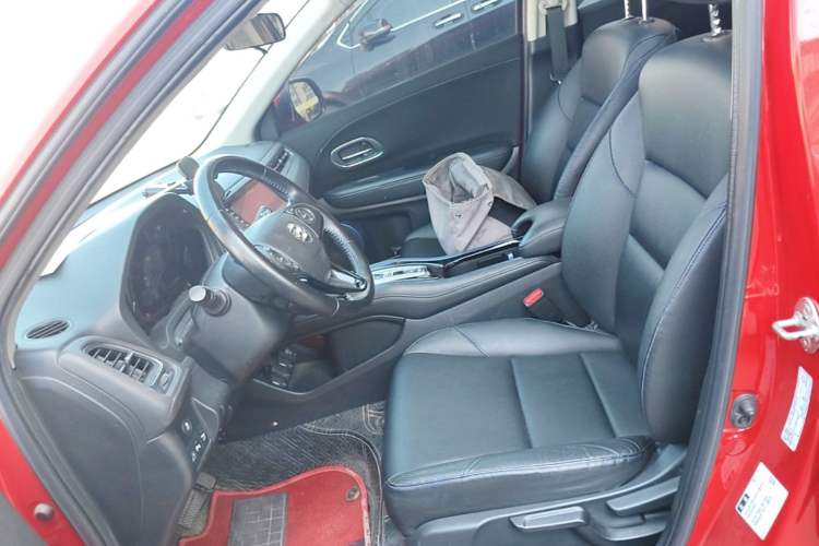 Used Everus VE-1 2020 Luxury Edition Left Front Seat