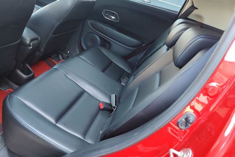 Used Everus VE-1 2020 Luxury Edition Left Rear Seat