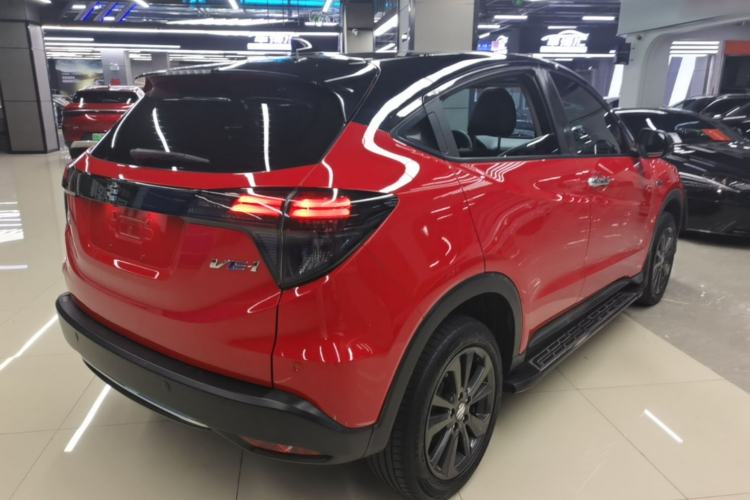Used Everus VE-1 2020 Luxury Edition Rear Right 45 Deg