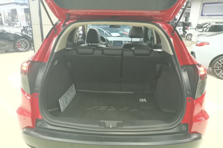 Used Everus VE-1 2020 Luxury Edition Trunk