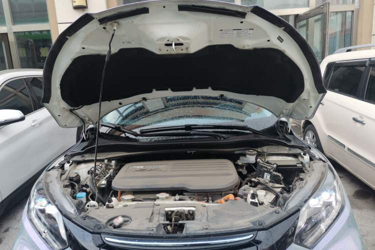 Used Everus VE-1 2020 Comfort Edition Engine Bay