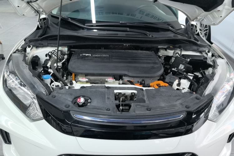 Used Everus VE-1 2020 Travel Edition Engine Bay