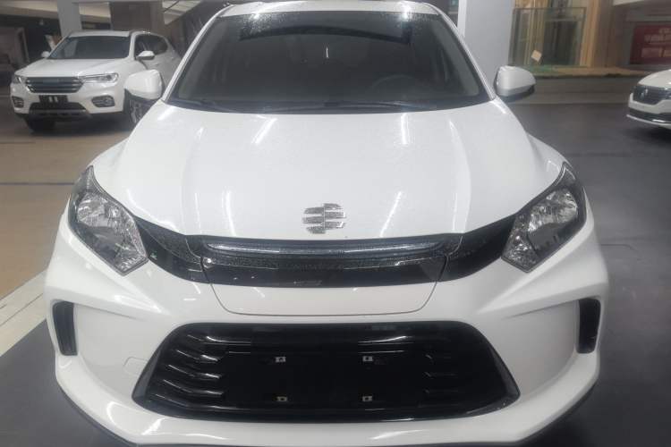 Used Everus VE-1 2020 Travel Edition Front