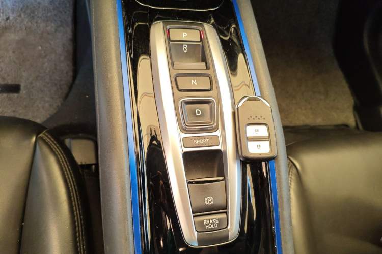 Used Everus VE-1 2020 Travel Edition Gear Lever