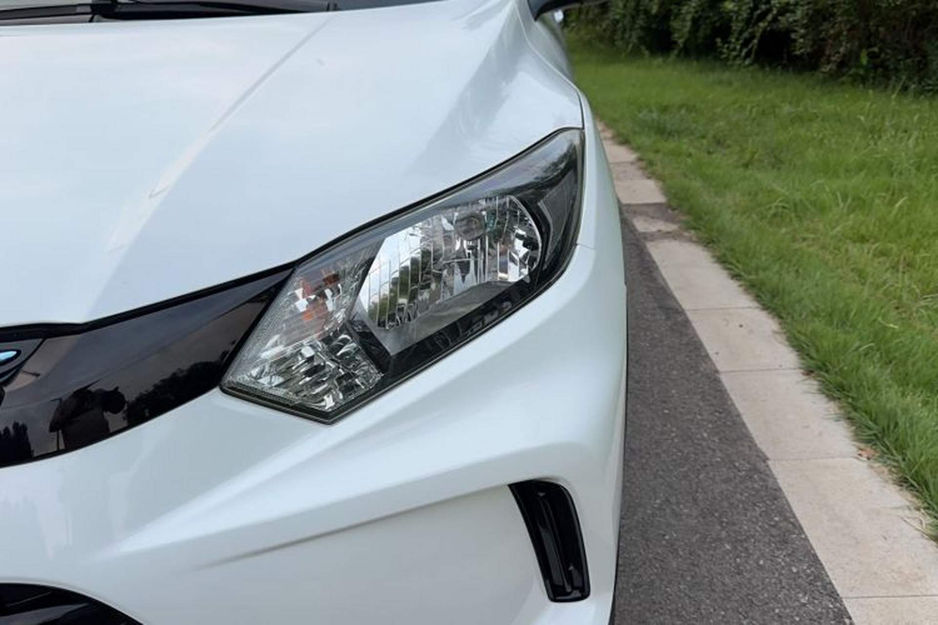 Used Everus VE-1 2020 Travel Edition Left Front Headlight