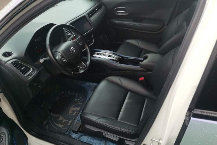 Used Everus VE-1 2020 Comfort Edition Left Front Seat