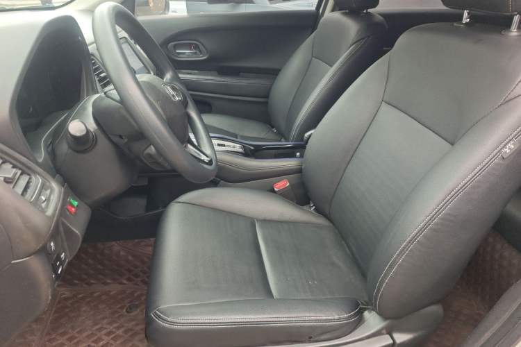 Used Everus VE-1 2020 Travel Edition Left Front Seat