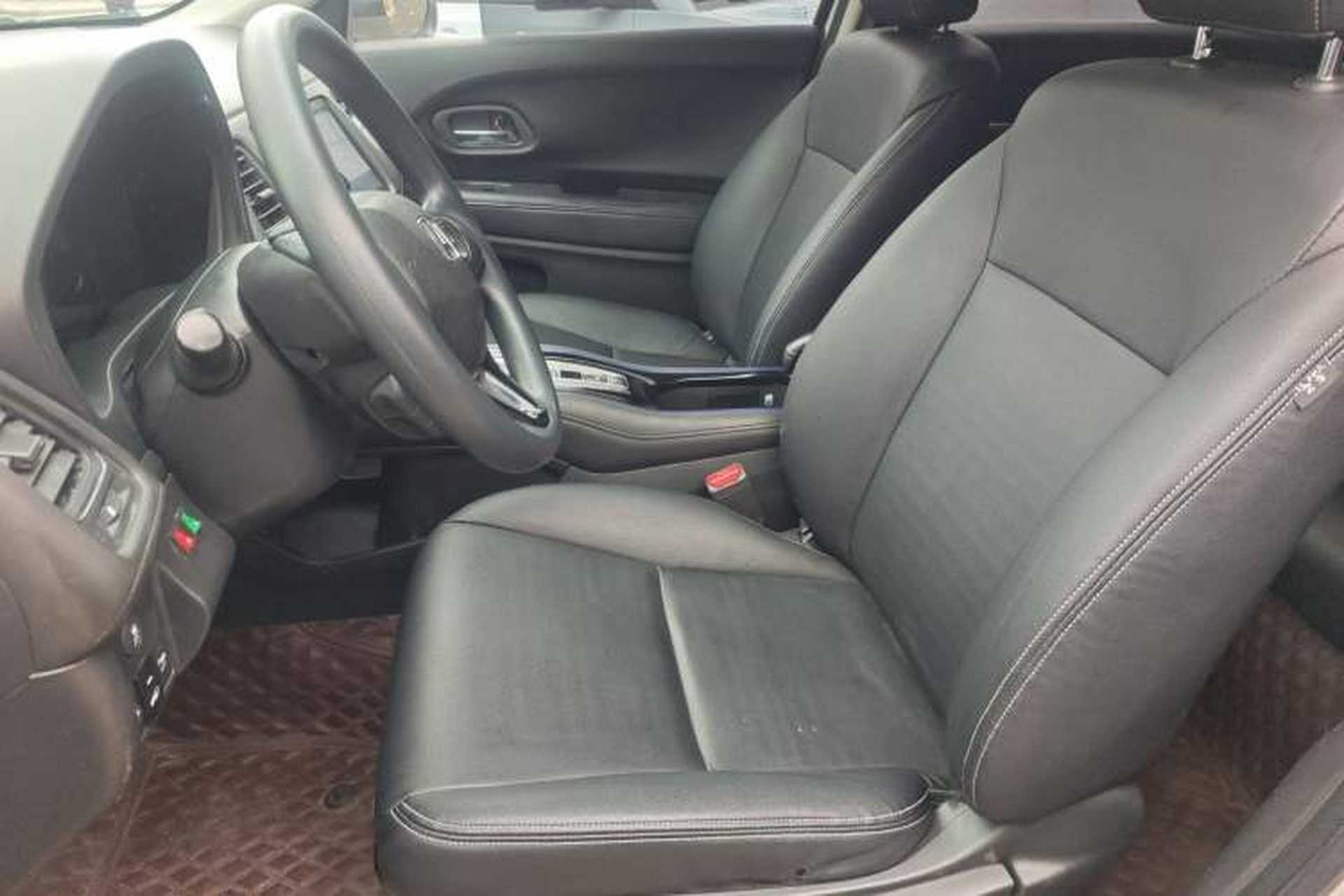 Used Everus VE-1 2020 Travel Edition Left Front Seat