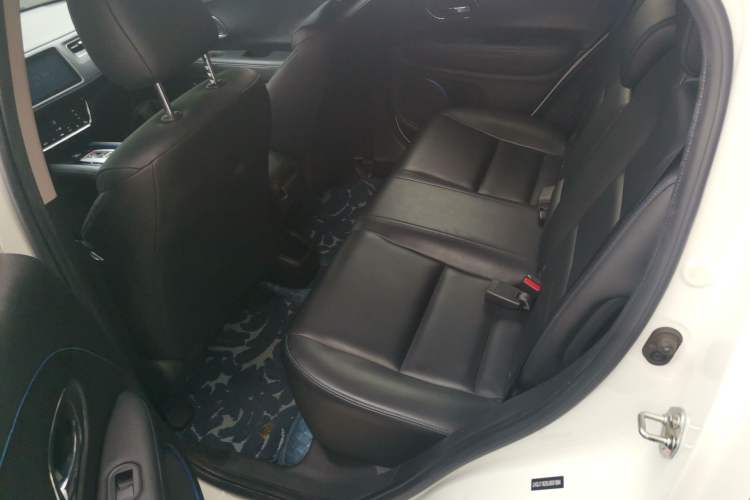 Used Everus VE-1 2020 Comfort Edition Left Rear Seat