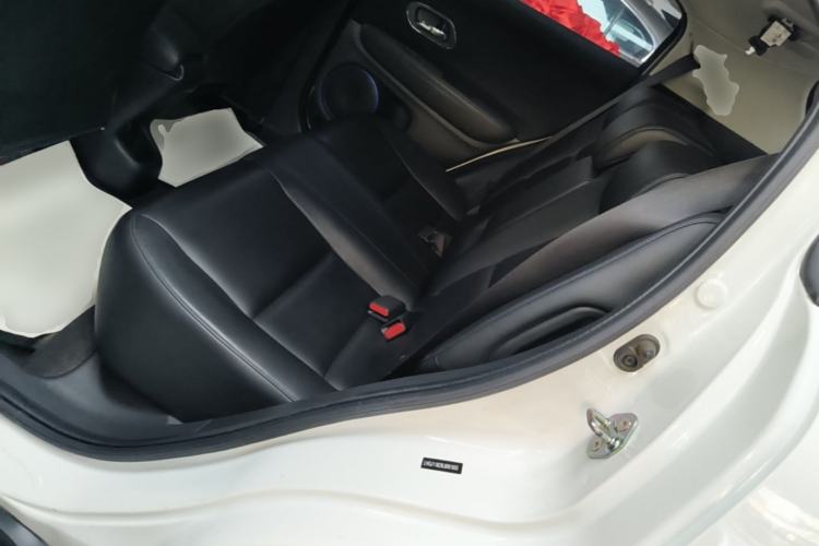 Used Everus VE-1 2020 Comfort Edition Left Rear Seat