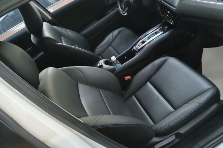 Used Everus VE-1 2020 Comfort Edition Right Front Seat