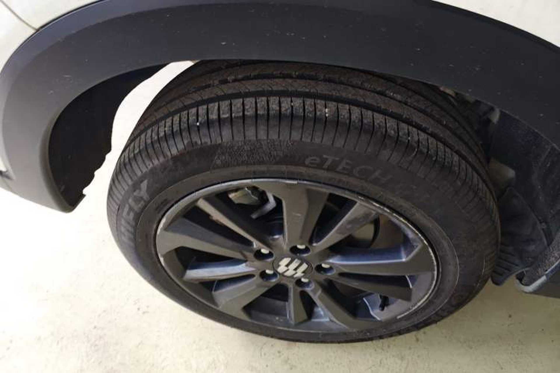 Used Everus VE-1 2020 Travel Edition Right Rear Wheel Hub