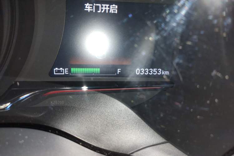 Used Everus VE-1 2021 S Pirelli Luxury Edition Odometer Close Up