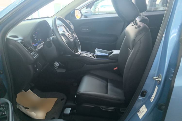 Used Everus VE-1 2021 Comfort Edition Left Front Seat