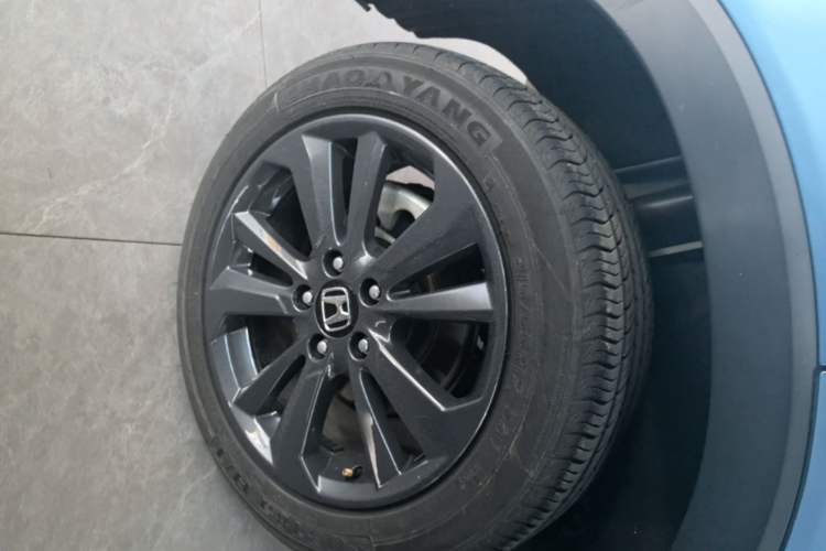 Used Everus VE-1 2021 Comfort Edition Right Rear Wheel Hub
