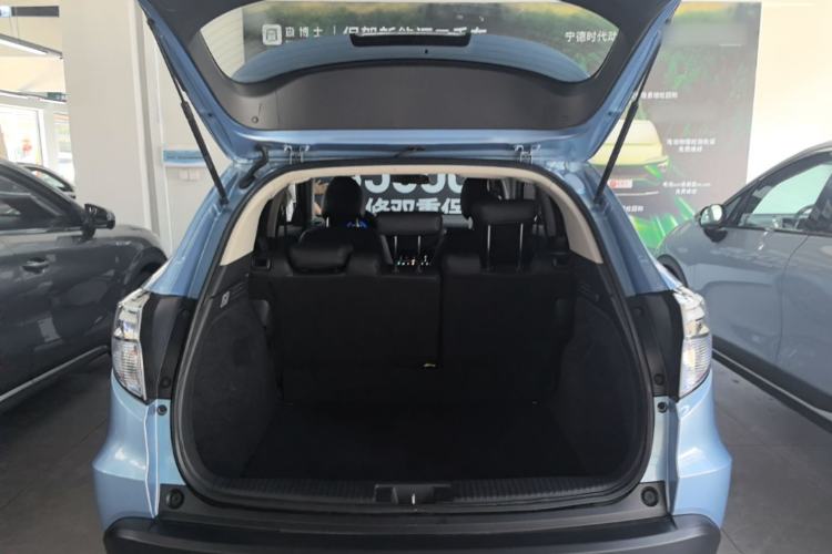 Used Everus VE-1 2021 Comfort Edition Trunk