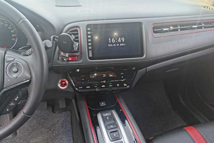 Used Everus VE-1 2021 S Pirelli Luxury Edition Audio And AC Panel