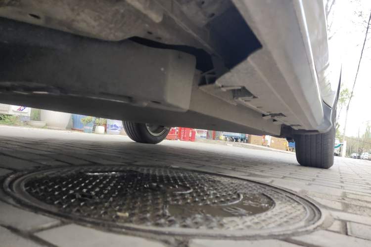 Used Everus VE-1 2021 Travel Edition Chassis Front Left
