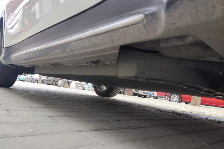 Used Everus VE-1 2021 Travel Edition Chassis Front Right