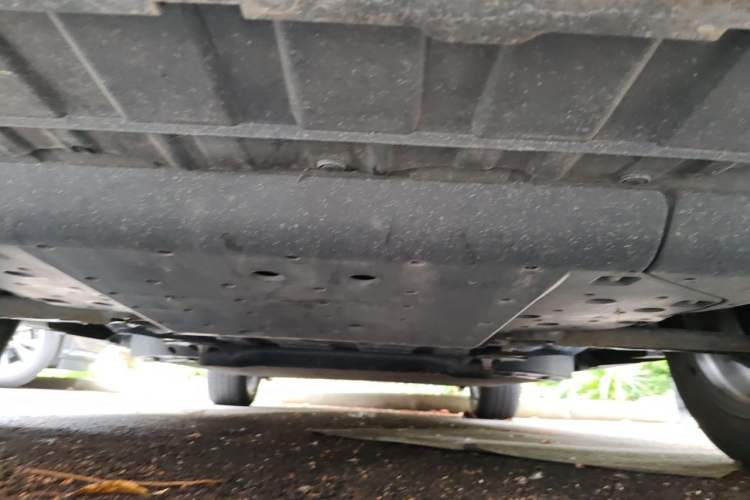 Used Everus VE-1 2021 S Pirelli Luxury Edition Chassis Front