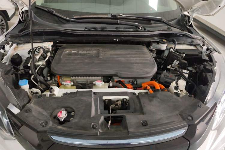 Used Everus VE-1 2021 Comfort Edition Engine Bay