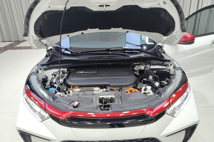 Used Everus VE-1 2021 S Pirelli Edition Engine Bay
