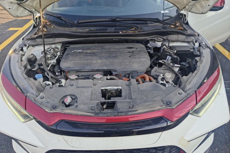 Used Everus VE-1 2021 S Pirelli Luxury Edition Engine Bay