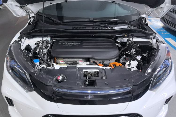 Used Everus VE-1 2021 Comfort Edition Engine Bay