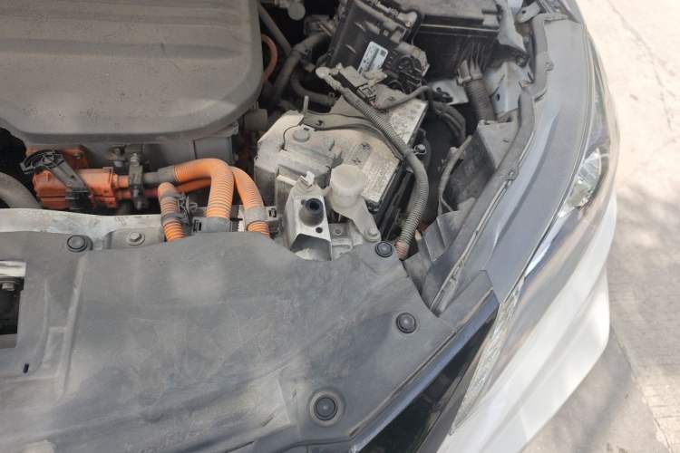 Used Everus VE-1 2021 Travel Edition Engine Bay Left