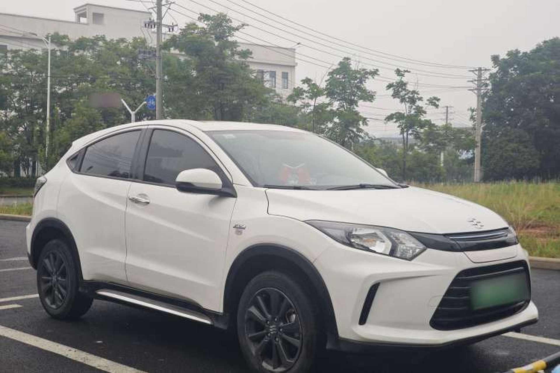 Used Everus VE-1 2021 Travel Edition Exterior 2