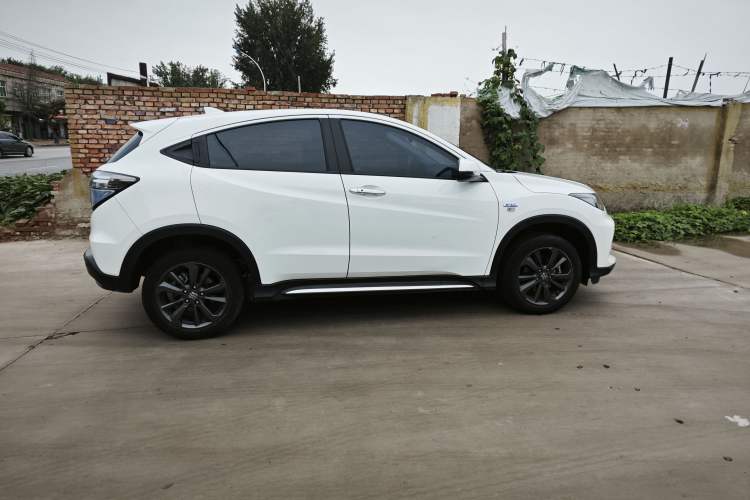 Used Everus VE-1 2021 Travel Edition Exterior 3
