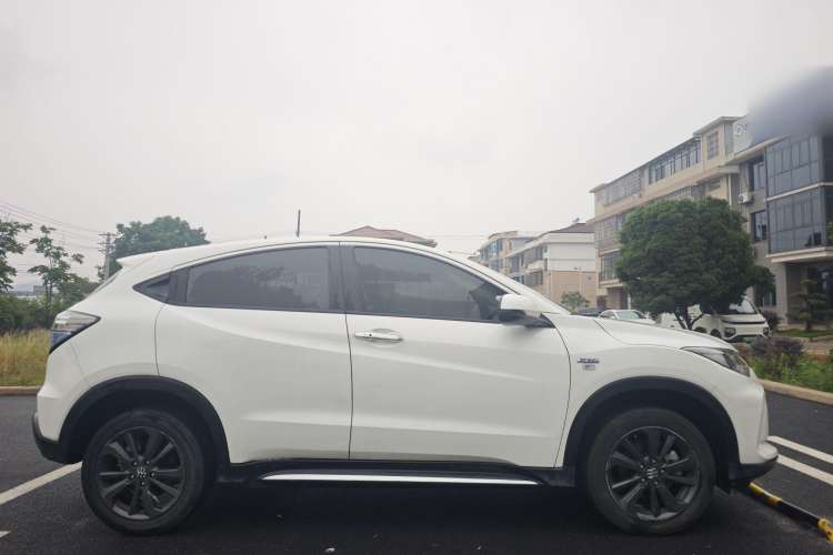 Used Everus VE-1 2021 Travel Edition Exterior 3