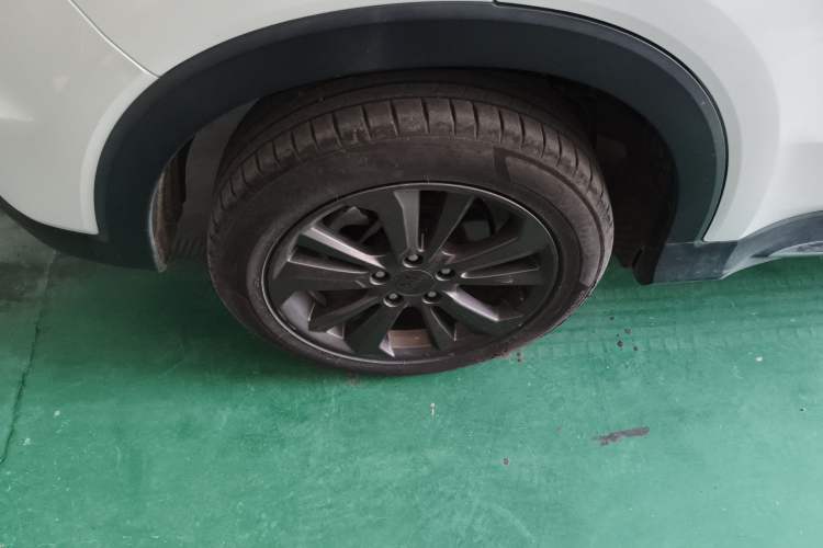 Used Everus VE-1 2021 Comfort Edition Exterior 5