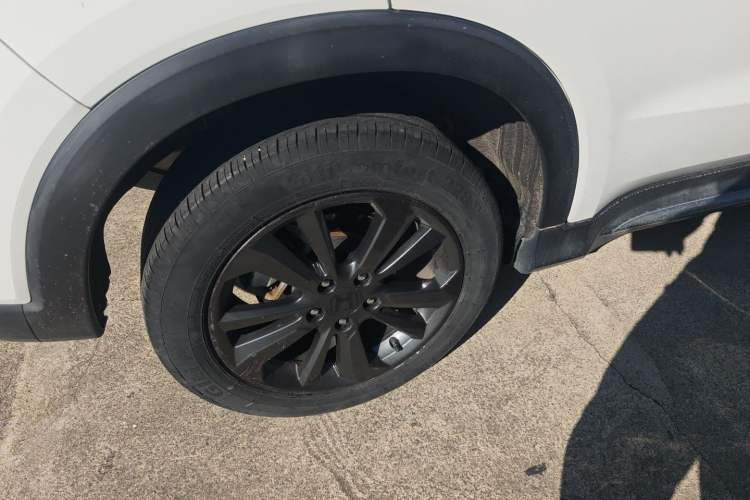 Used Everus VE-1 2021 Travel Edition Exterior 8