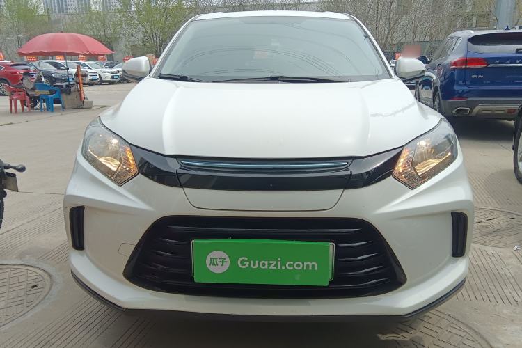 Used Everus VE-1 2021 Travel Edition Front