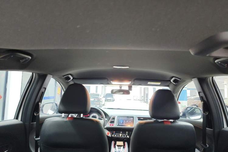 Used Everus VE-1 2021 S Pirelli Edition Headliner