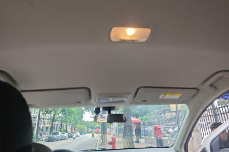 Used Everus VE-1 2021 Travel Edition Headliner