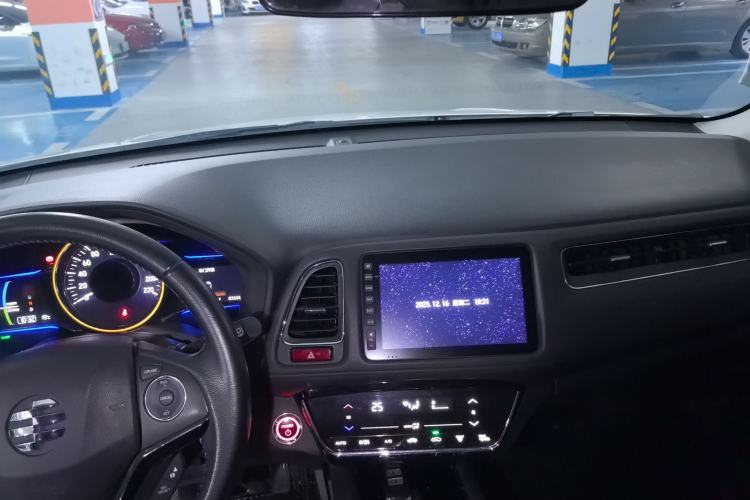 Used Everus VE-1 2021 Comfort Edition Interior 2