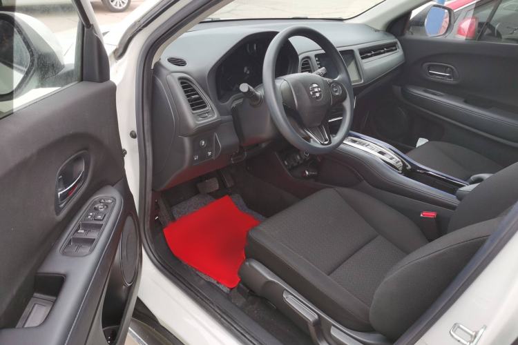 Used Everus VE-1 2021 Travel Edition Interior 2