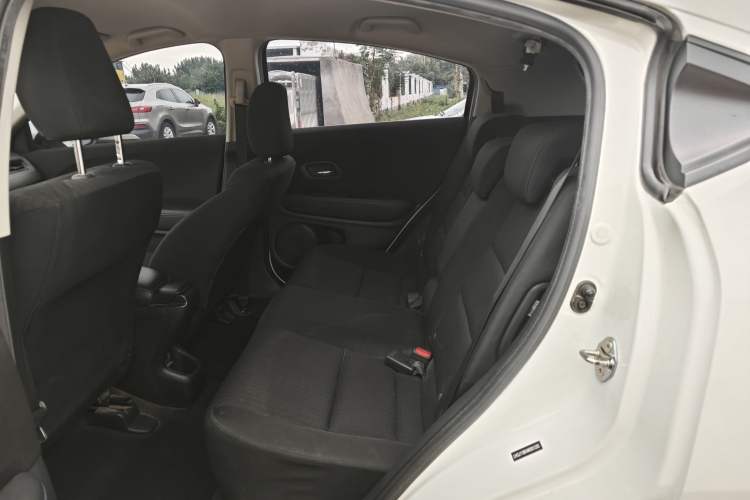 Used Everus VE-1 2021 Travel Edition Interior 3