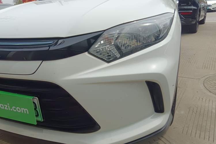Used Everus VE-1 2021 Travel Edition Left Front Headlight