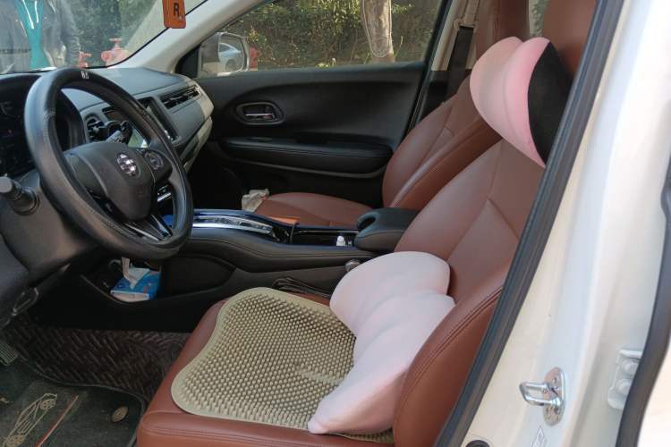 Used Everus VE-1 2021 Travel Edition Left Front Seat