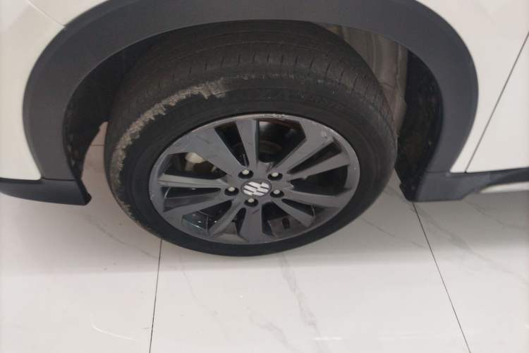 Used Everus VE-1 2021 Travel Edition Left Front Wheel Hub