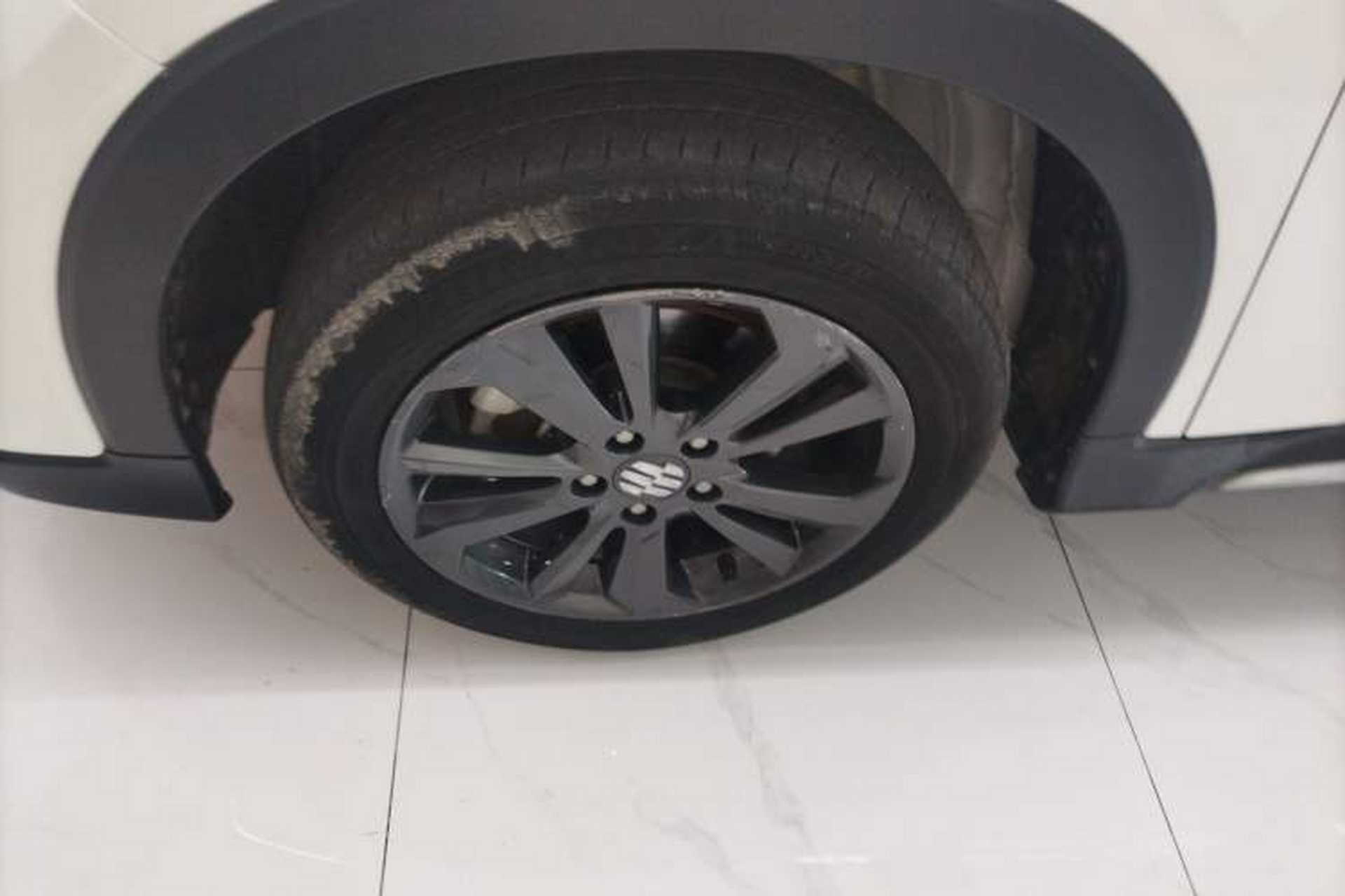 Used Everus VE-1 2021 Travel Edition Left Front Wheel Hub