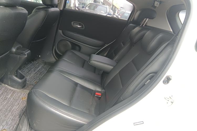 Used Everus VE-1 2021 Travel Edition Left Rear Seat