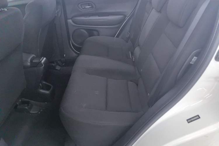 Used Everus VE-1 2021 Travel Edition Left Rear Seat