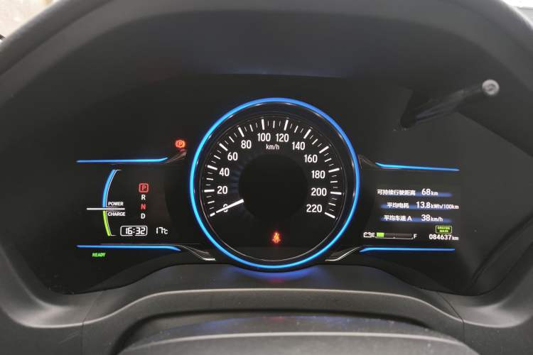 Used Everus VE-1 2021 Travel Edition Odometer Close Up