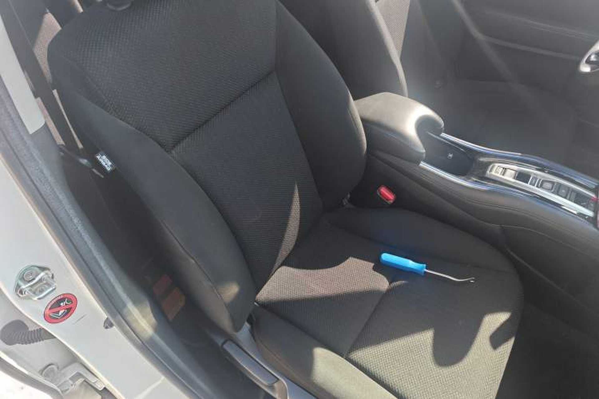 Used Everus VE-1 2021 Travel Edition Right Front Seat