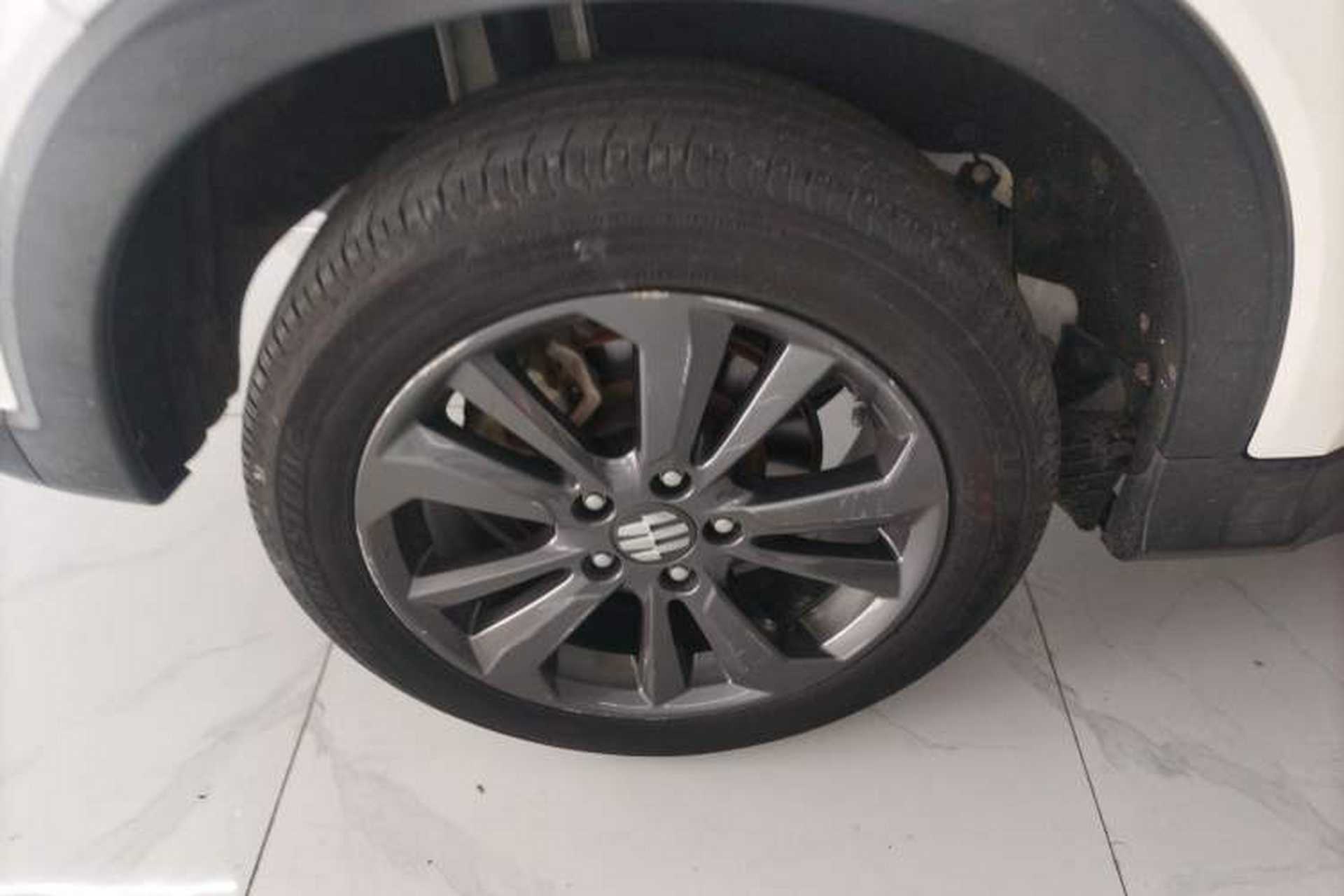 Used Everus VE-1 2021 Travel Edition Right Rear Wheel Hub